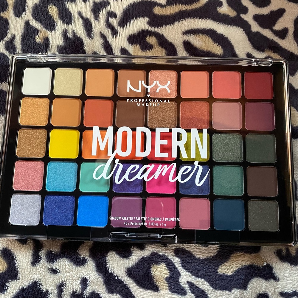 NEW!! NYX Shadow Palette